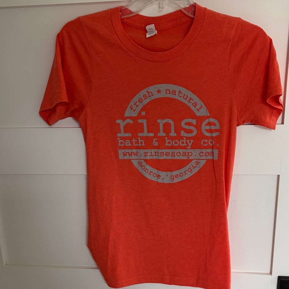 Rinse Bath & Body Co. Orange T-Shirt